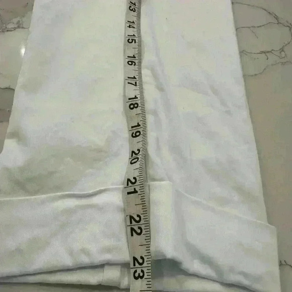 STYLE CO. WHITE LIGHT WEIGHT CAPRI PANT WITH CUFF SIZE 6P - Picture 7 of 8